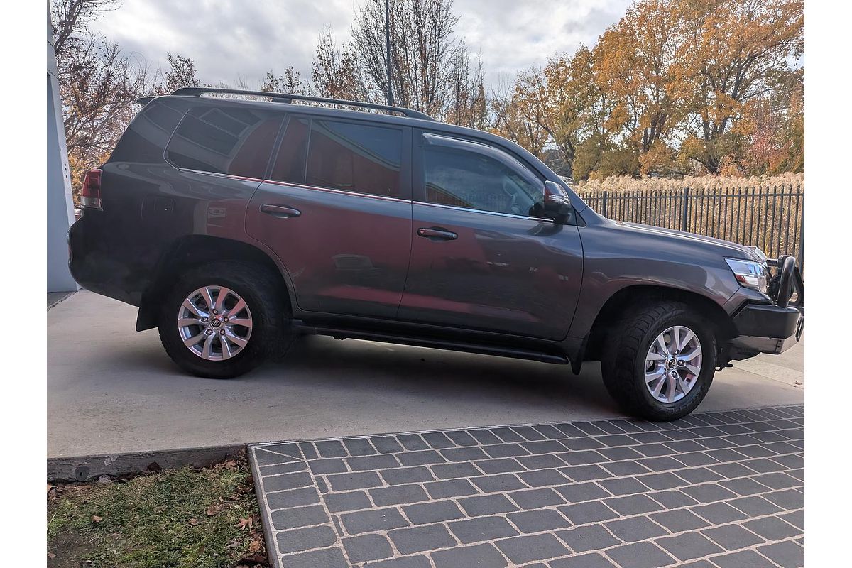 2020 Toyota Landcruiser VX VDJ200R