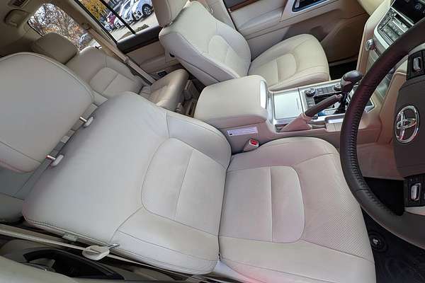 2020 Toyota Landcruiser VX VDJ200R