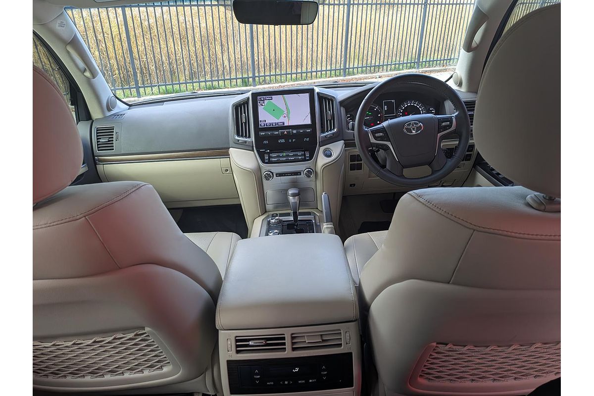 2020 Toyota Landcruiser VX VDJ200R