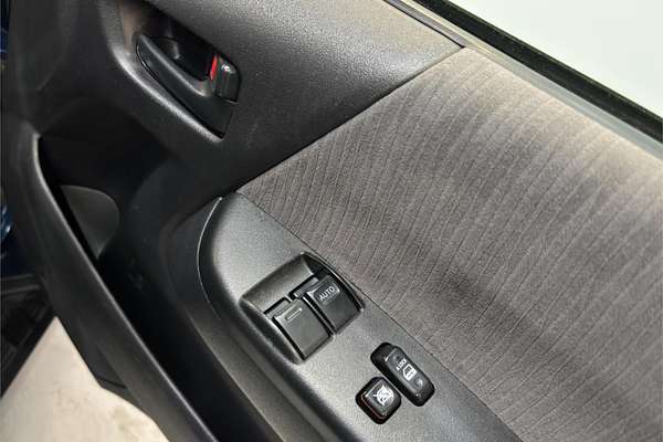 2011 Toyota Hiace Super GL TRH200