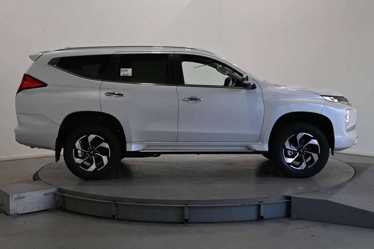 2025 Mitsubishi Pajero Sport GLS QG