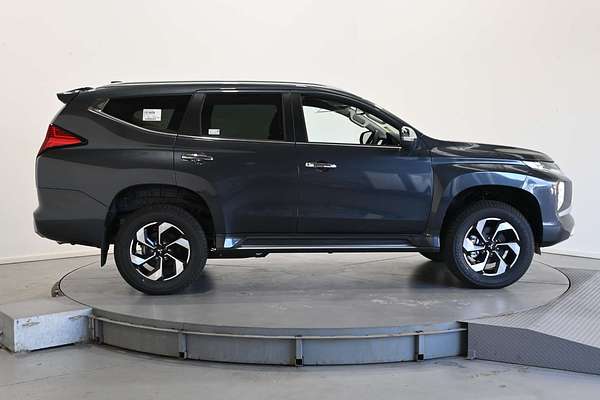 2025 Mitsubishi Pajero Sport GLS QG