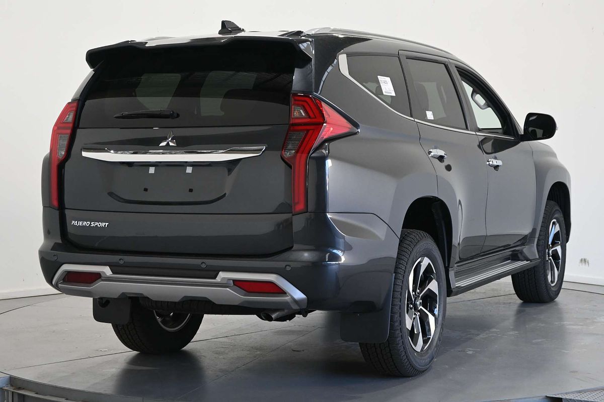 2025 Mitsubishi Pajero Sport GLS QG