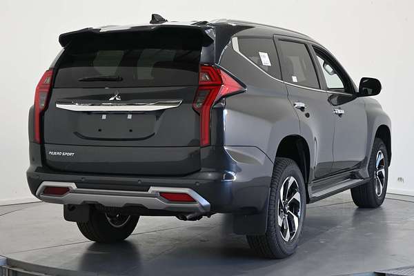 2025 Mitsubishi Pajero Sport GLS QG