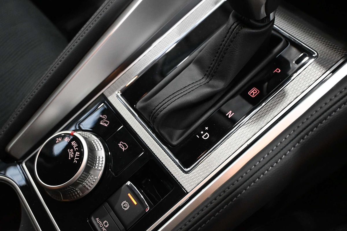 2025 Mitsubishi Pajero Sport GLS QG