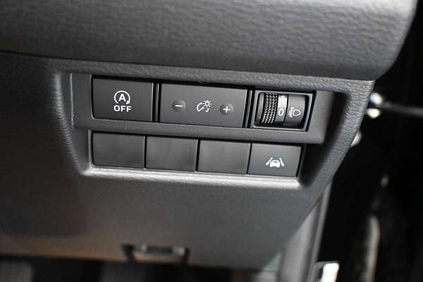 2025 Mitsubishi Triton GLX-R MV 4X4