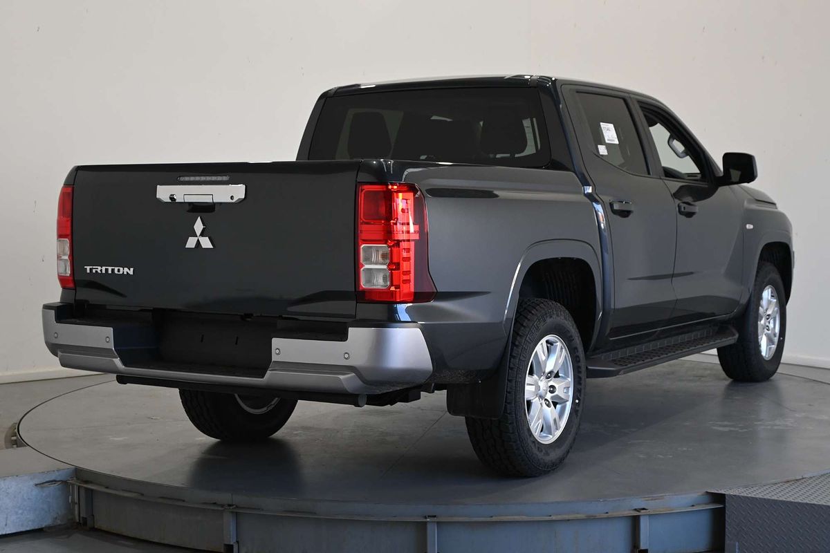 2025 Mitsubishi Triton GLX+ MV 4X4