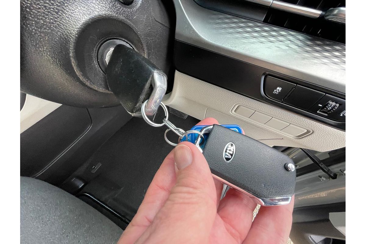 2021 Kia Carnival S KA4