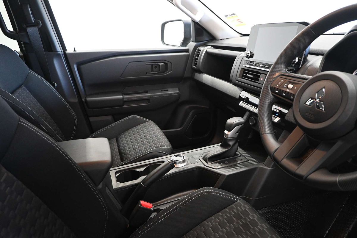 2025 Mitsubishi Triton GLX+ MV 4X4