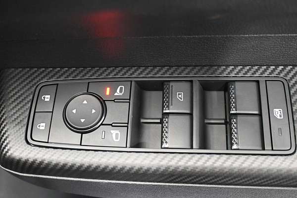 2025 Mitsubishi Triton GLX+ MV 4X4