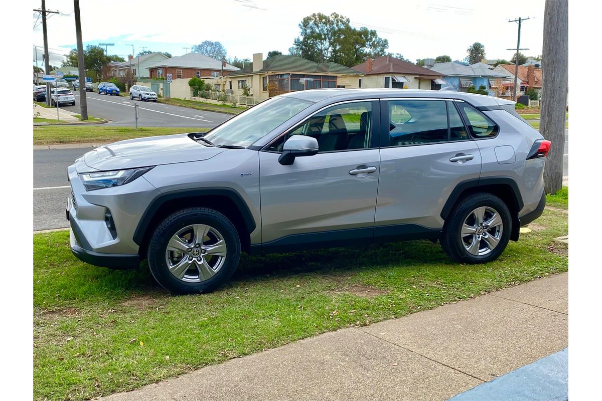 2025 Toyota RAV4 GX AXAH52R