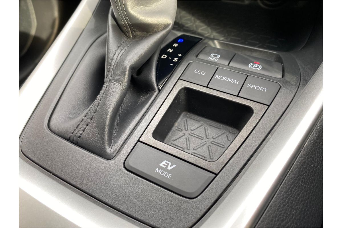 2025 Toyota RAV4 GX AXAH52R
