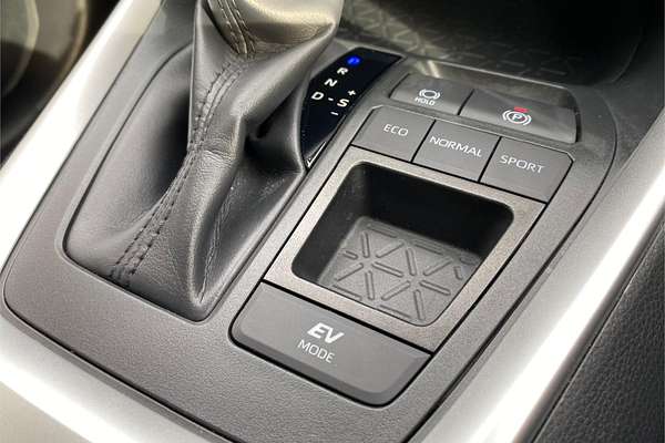 2025 Toyota RAV4 GX AXAH52R