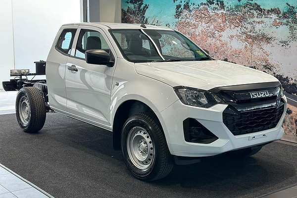 2025 Isuzu D-MAX SX High Ride Rear Wheel Drive