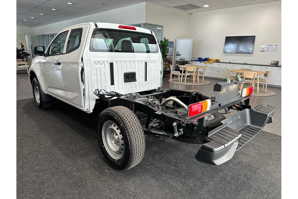 2025 Isuzu D-MAX SX High Ride Rear Wheel Drive