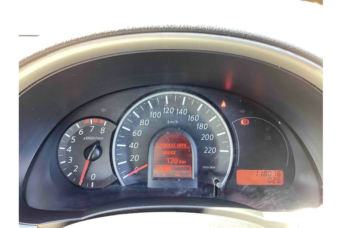 2011 Nissan Micra ST-L K13