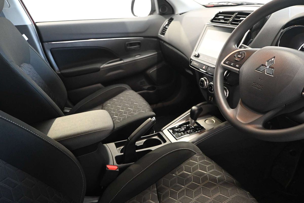 2024 Mitsubishi ASX ES XD