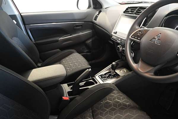 2024 Mitsubishi ASX ES XD