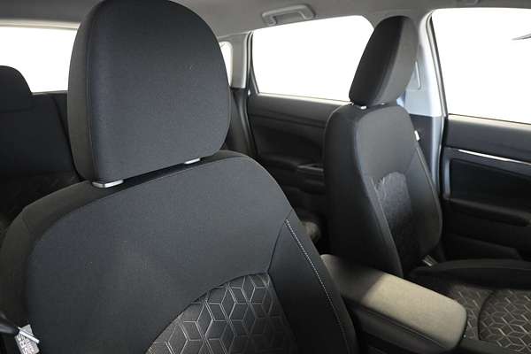 2024 Mitsubishi ASX GS XD