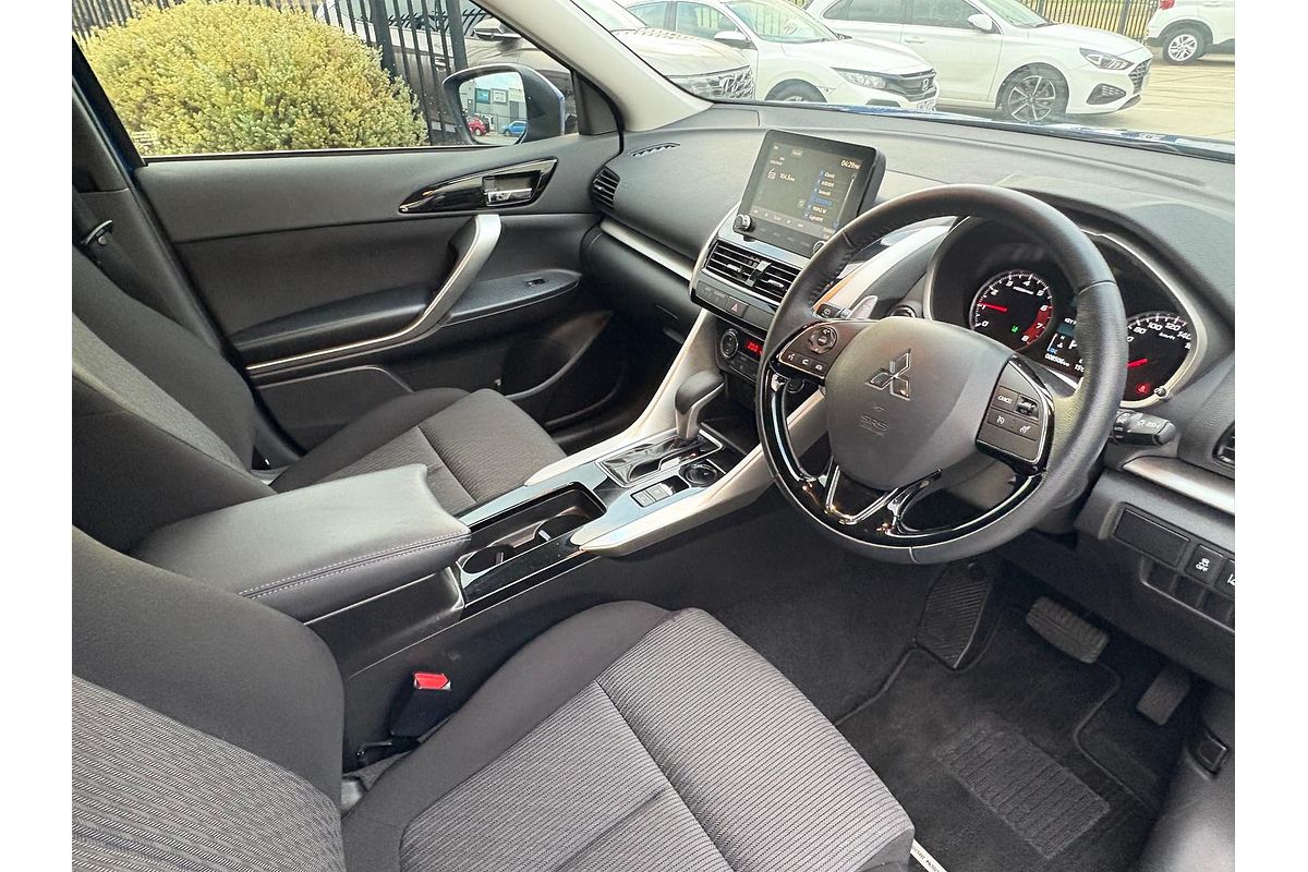 2021 Mitsubishi Eclipse Cross LS YB