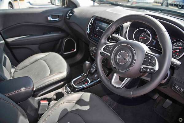 2018 Jeep Compass Limited M6
