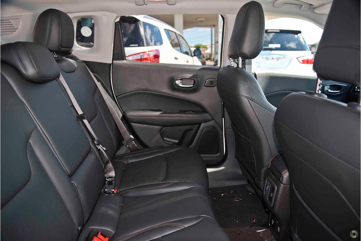 2018 Jeep Compass Limited M6