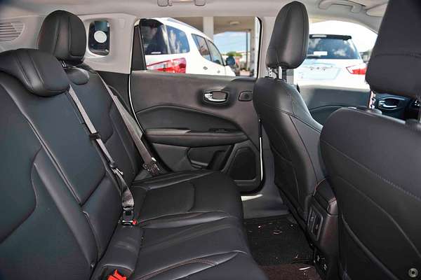2018 Jeep Compass Limited M6