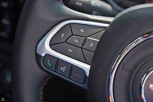 2018 Jeep Compass Limited M6