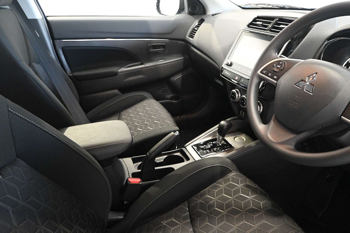 2024 Mitsubishi ASX ES XD
