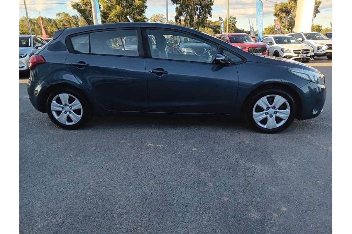2017 Kia Cerato S YD