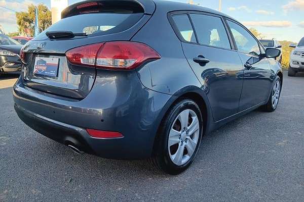 2017 Kia Cerato S YD