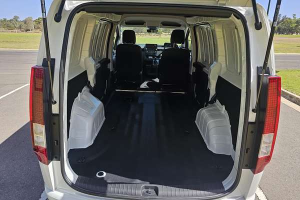 2025 Hyundai STARIA LOAD US4.V3