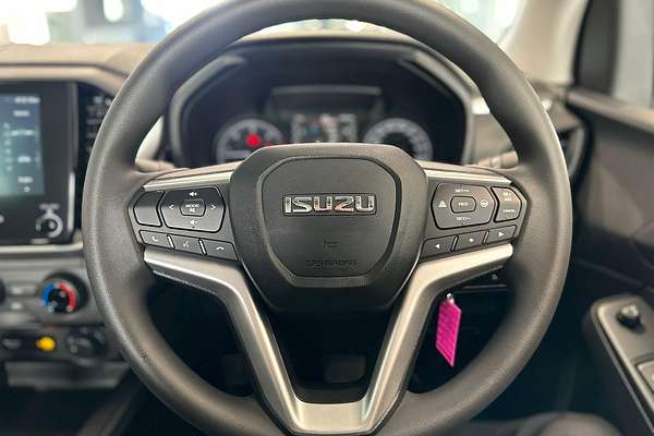 2025 Isuzu D-MAX LS-M 4X4