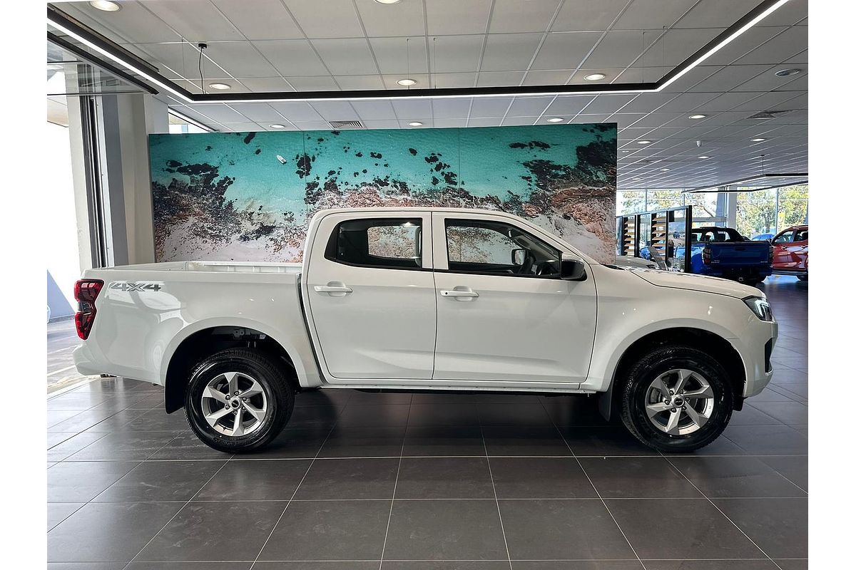 2025 Isuzu D-MAX LS-M 4X4