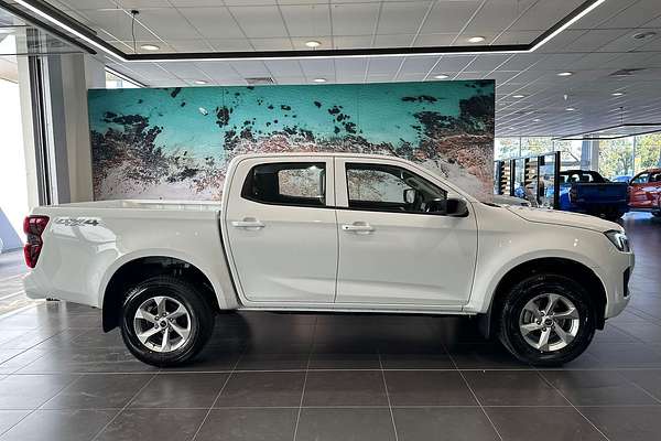 2025 Isuzu D-MAX LS-M 4X4