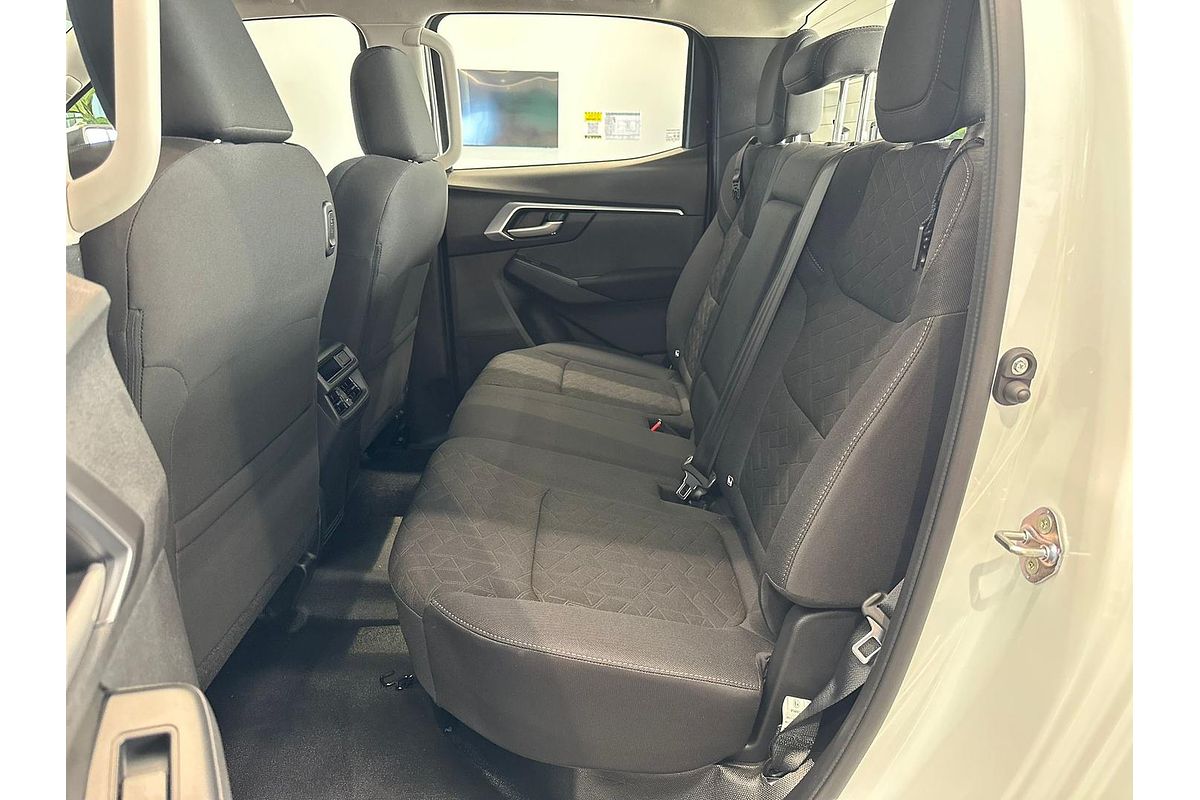 2025 Isuzu D-MAX LS-M 4X4