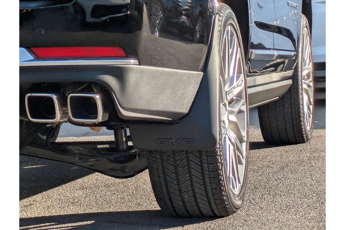 2025 GMC Yukon Denali T1