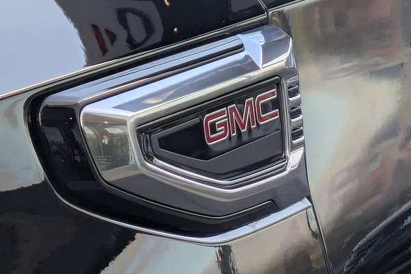 2025 GMC Yukon Denali T1