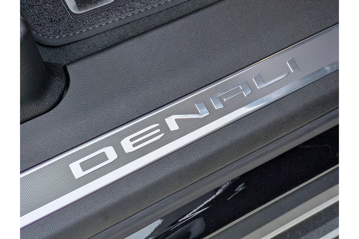 2025 GMC Yukon Denali T1