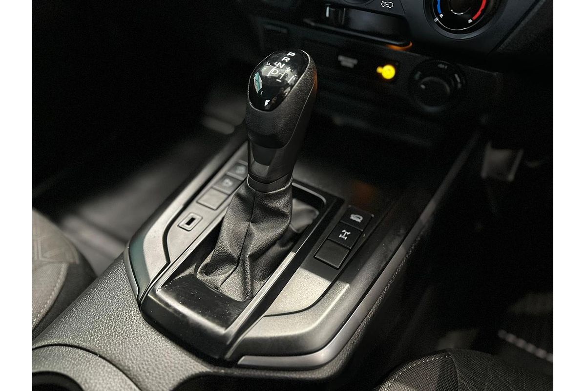 2025 Isuzu D-MAX X-RIDER 4X4