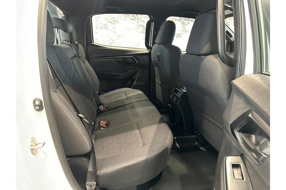 2025 Isuzu D-MAX X-RIDER 4X4