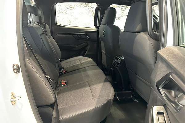 2025 Isuzu D-MAX X-RIDER 4X4