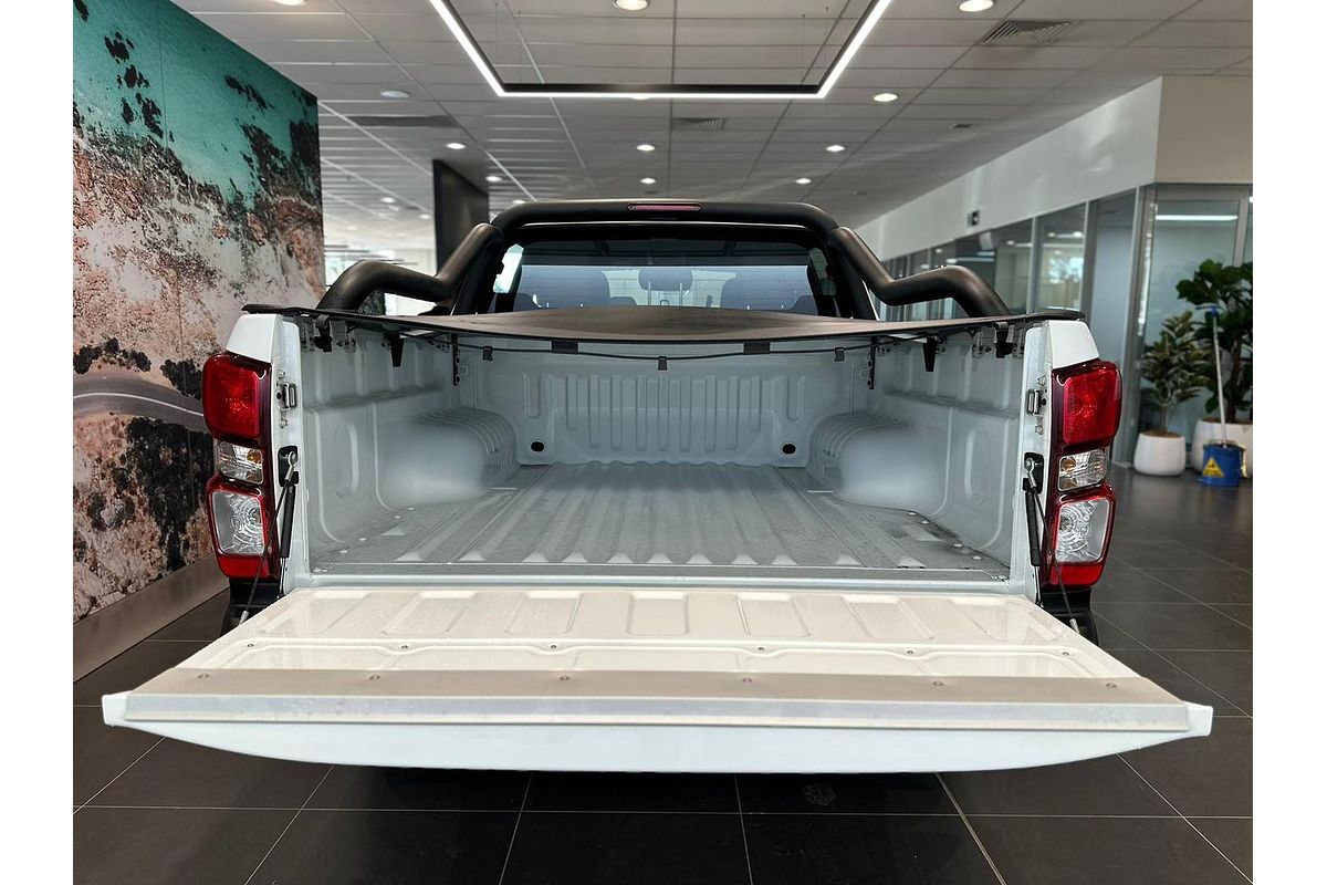 2025 Isuzu D-MAX X-RIDER 4X4