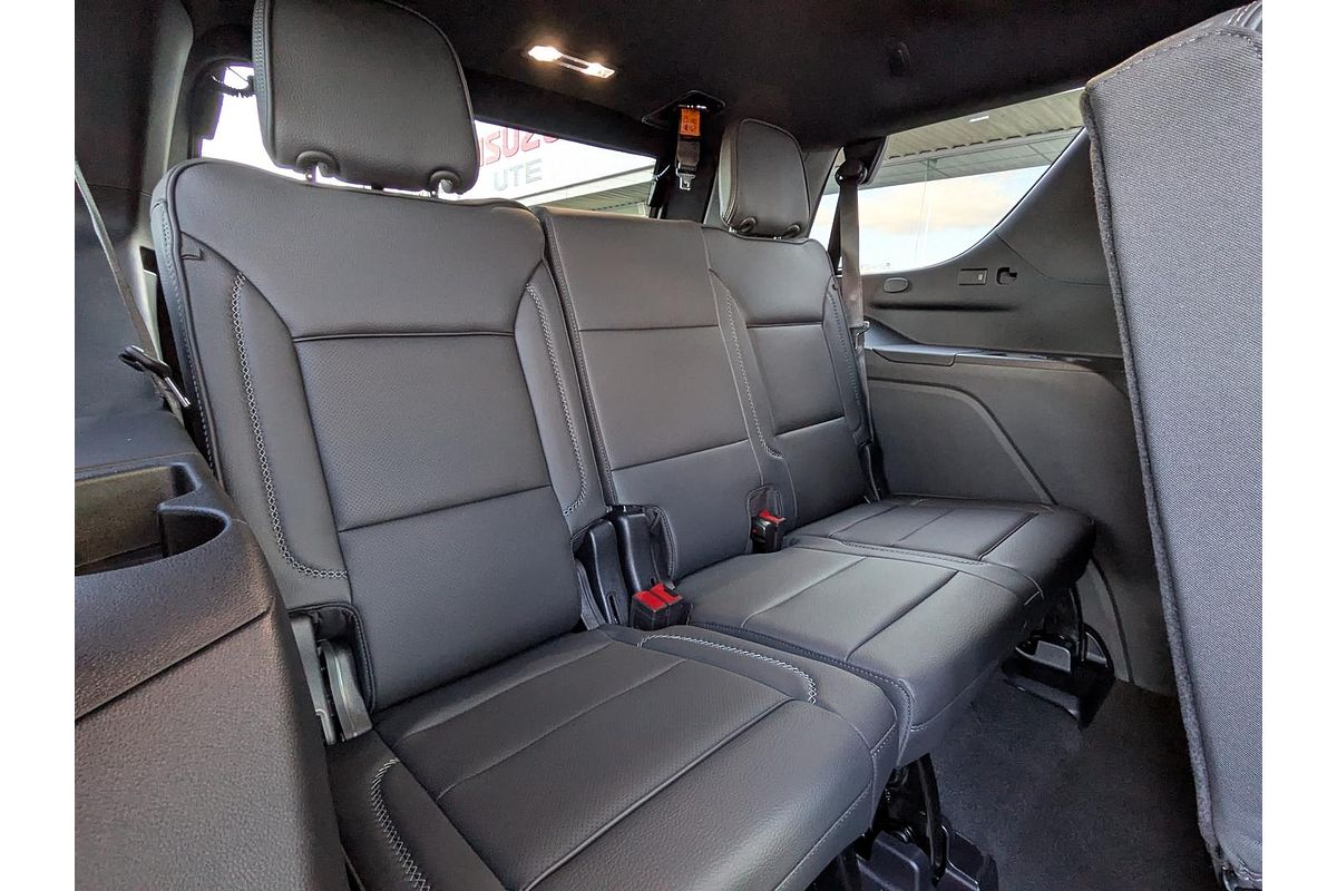 2025 GMC Yukon Denali T1