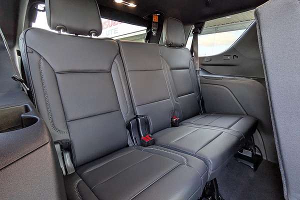 2025 GMC Yukon Denali T1