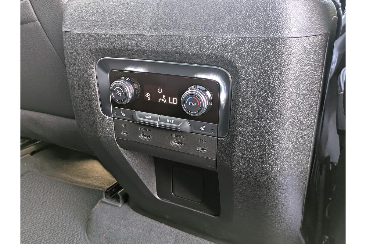 2025 GMC Yukon Denali T1