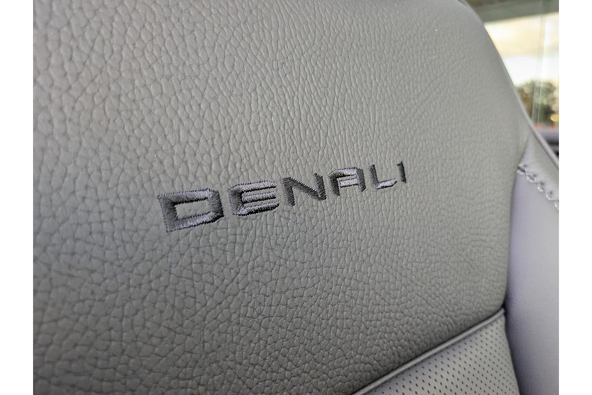 2025 GMC Yukon Denali T1