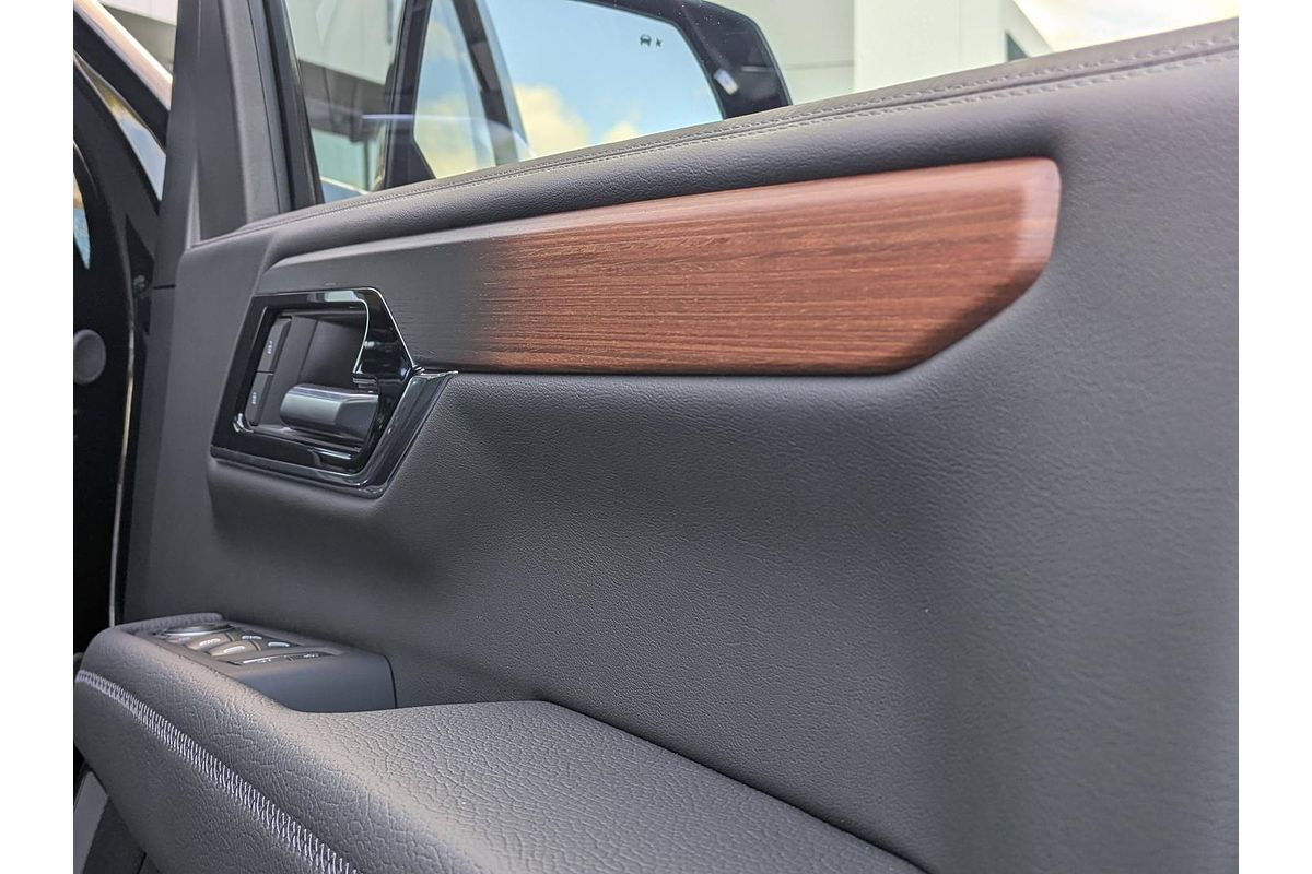 2025 GMC Yukon Denali T1