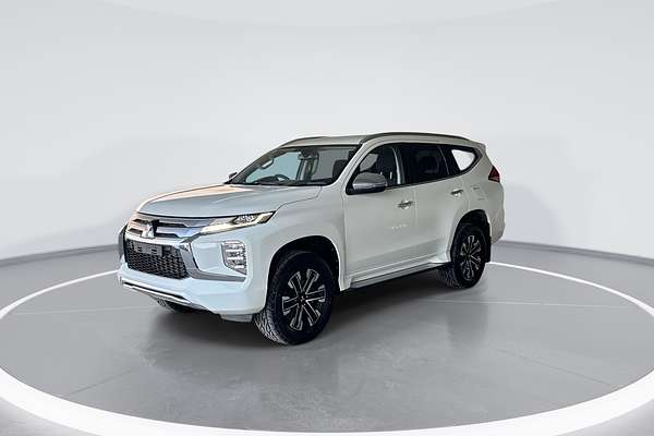 2022 Mitsubishi Pajero Sport GLS QF