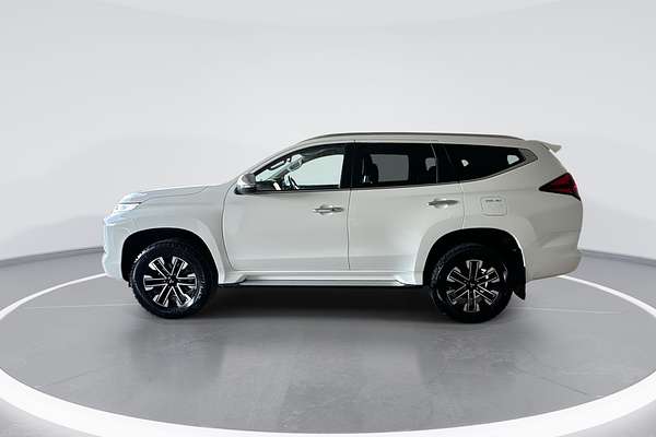 2022 Mitsubishi Pajero Sport GLS QF